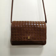 クロスボディショルダーバッグ|BALLY