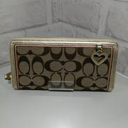 ラウンドジップウォレット|COACH