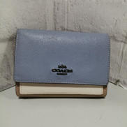 2つ折り財布|COACH