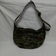 カモフラ柄ショルダーバッグ|GREGORY