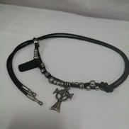 十字架モチーフネックレス|ROSEN KREUZ