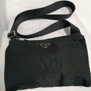 ナイロンショルダーバッグ|PRADA