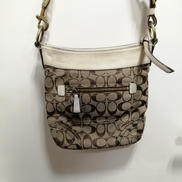 シグネチャーショルダーバッグ|COACH