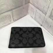 シグネチャー2つ折り財布|COACH