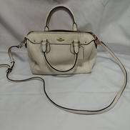 レザーショルダーバッグ|COACH