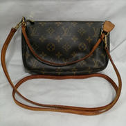 ポシェットアクセソワール|LOUIS VUITTON