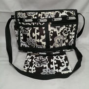 ショルダーバッグポーチ付き|LESPORTSAC