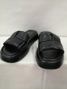 イントレチャートボリュームソールサンダル|CARRANO