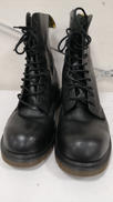 ノンステッチ10ホールブーツ|DR.MARTENS