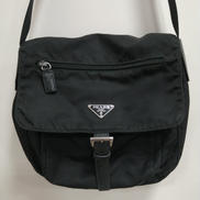 ナイロンショルダーバッグ|PRADA