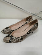 蛇革ヒールシューズ|VIOLA&EMMA