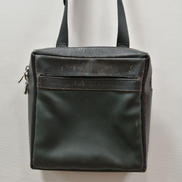 タイガ サヤン|LOUIS VUITTON