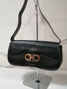 ガンチーニ ショルダーバッグ|FERRAGAMO