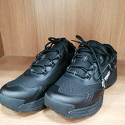 スニーカー　パワークッション125|YONEX