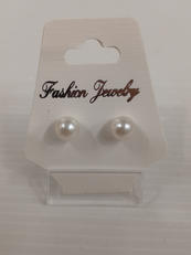 パールピアス|VERITE