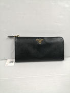 ラウンドファスナー長財布|PRADA