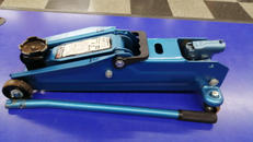 ジャッキ|エマーソン