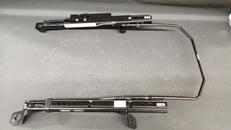 シートレール|RECARO