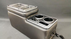 コンソールボックス|不明