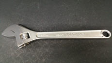 モンキ-レンチ|TOP