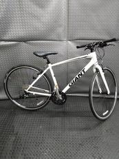 クロスバイク|GIANT