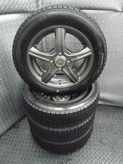 スタッドレスセット|BRIDGESTONE TOPRUN