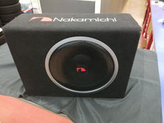 カーウーファーBOX|NAKAMICHI