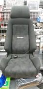 リクライニングシート|RECARO