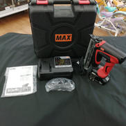 美品 MAX マックス フィニッシュネイラー|MAX
