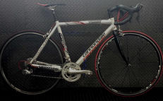 ロードバイク|CANNONDALE