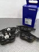 【未使用品】ブレーキパッドフロント・リアセット|VOLVO