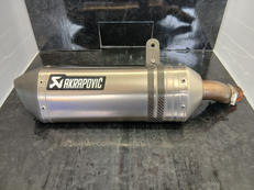 バイクマフラー|AKRAPOVIC