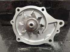 L6エンジン用　ウォーターポンプ|NISSAN