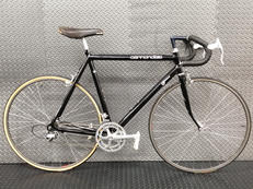 ロードバイク|CANNONDALE