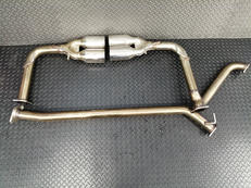 マフラー|スリーキャッツ