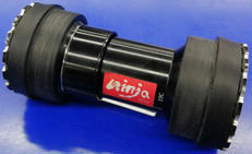 ボトムブラケット|TOKEN