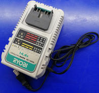 バッテリー充電器|RYOBI