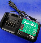 ライトバッテリー用充電器|MAKITA