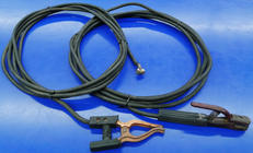 ｷｬﾌﾞﾀｲﾔｹｰﾌﾞﾙ付きﾎﾙﾀﾞｰ･ｱｰｽｸﾘｯﾌﾟ|不明