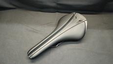 FIZIK VERSUS EVO ANTARES R1サドル|FIZIK