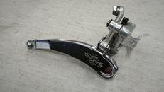 フロントディレーラ|CAMPAGNOLO