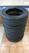 タイヤ4本|PIRELLI