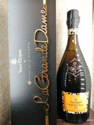 ラ・グランダム2006 シャーロット・オリンピア|Veuve Clicquot