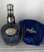 ロイヤルサルート　青　43度|CHIVAS BROTHERS