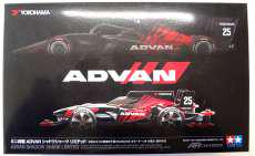 1/32 ミニ四駆 ADVAN シャドウシャーク リミテッド|TAMIYA