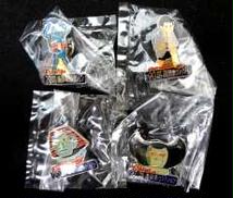 【4種セット】 20世紀漫画家コレクション ピンバッジ|FURUTA