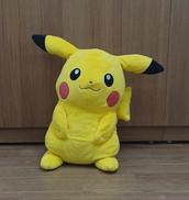 ピカチュウ(L) ぬいぐるみ|三英貿易株式会社