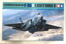 1/48　ライトニングⅡ|TAMIYA