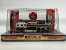 1/64 ダイキャストモデル|CODE3