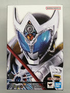 S.H.FIGUARTS　仮面ライダーキバ|BANDAI